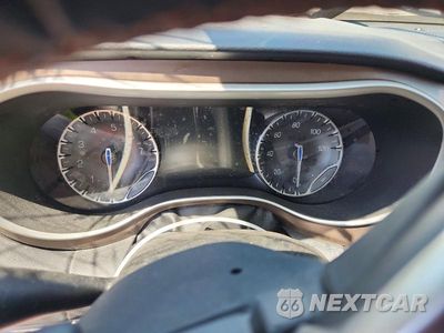 Zdjęcie 9 z 13 samochodu: 2018 CHRYSLER PACIFICA TOURING L VIN:2C4RC1BG4JR167189 - miniatura
