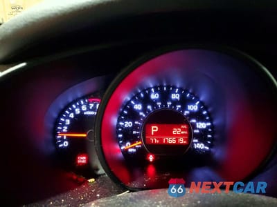 Zdjęcie 9 z 14 samochodu: 2015 KIA SOUL BASE VIN:KNDJN2A28F7209052 - miniatura