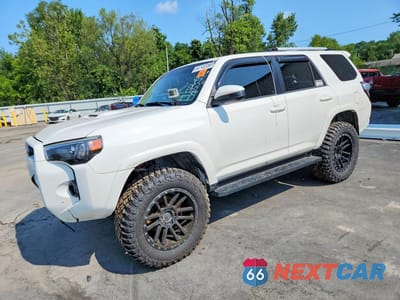2016 TOYOTA 4RUNNER TRAIL JTEBU5JR8G5303429 - główne zdjęcie licytacji z USA - miniatura