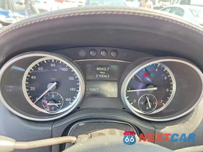 Zdjęcie 9 z 12 samochodu: 2011 MERCEDES-BENZ GL 450 4MATIC VIN:4JGBF7BE2BA692263 - miniatura