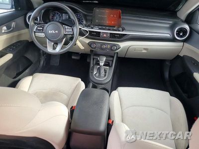 Zdjęcie 8 z 12 samochodu: 2023 KIA FORTE LXS VIN:3KPF24AD0PE638361 - miniatura