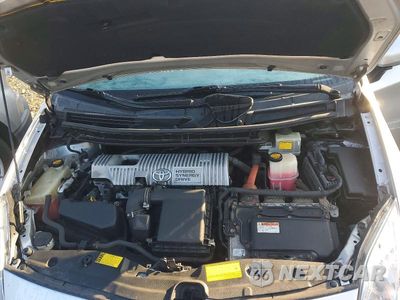 Zdjęcie 11 z 12 samochodu: 2013 TOYOTA PRIUS THREE VIN:JTDKN3DU9D5586814 - miniatura
