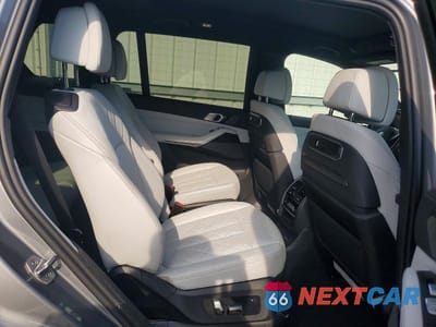 Zdjęcie 10 z 12 samochodu: 2023 BMW X7 XDRIVE40I VIN:5UX23EM04P9R40684 - miniatura