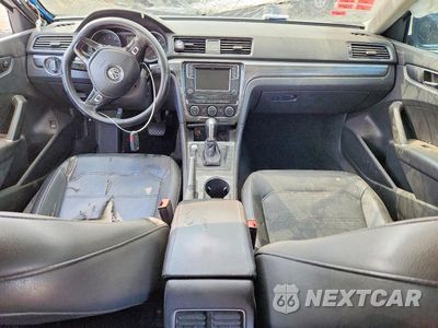 Zdjęcie 8 z 12 samochodu: 2018 VOLKSWAGEN PASSAT SE VIN:1VWBA7A36JC019673 - miniatura