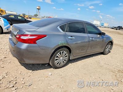 Trzecie zdjęcie samochodu z tyłu: 2016 NISSAN ALTIMA 2.5 S VIN:1N4AL3AP5GC225182 - miniatura