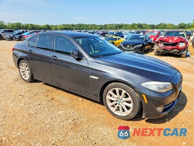 Czwarte zdjęcie samochodu z boku: 2011 BMW 528 I VIN:WBAFR1C5XBDS36774 - miniatura