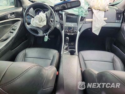 Zdjęcie 8 z 12 samochodu: 2013 HYUNDAI SONATA LIMITED 2.0T VIN:5NPEC4AB5DH739507 - miniatura