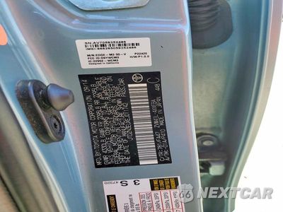 Zdjęcie 12 z 12 samochodu: 2014 TOYOTA PRIUS V THREE VIN:JTDZN3EUXEJ011742 - miniatura