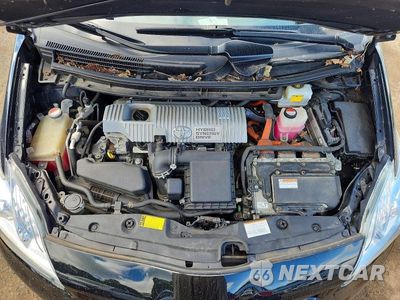 Zdjęcie 11 z 12 samochodu: 2015 TOYOTA PRIUS THREE VIN:JTDKN3DU6F0442430 - miniatura