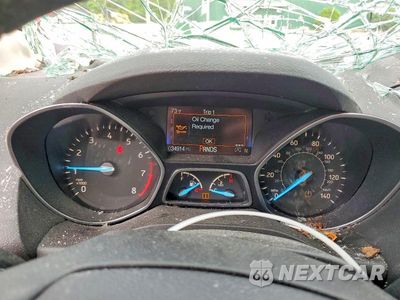 Zdjęcie 9 z 13 samochodu: 2019 FORD ESCAPE TITANIUM VIN:1FMCU9J95KUB90811 - miniatura