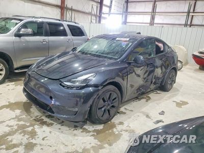 2025 TESLA MODEL Y 7SAYGAEEXSF228569 - główne zdjęcie licytacji z USA - miniatura