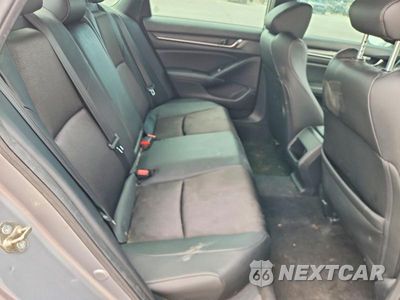Zdjęcie 10 z 13 samochodu: 2019 HONDA ACCORD SPORT VIN:1HGCV1F36KA041768 - miniatura