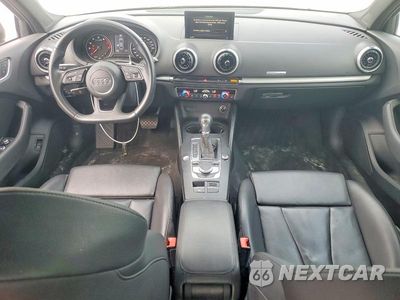 Zdjęcie 8 z 12 samochodu: 2018 AUDI A3 PREMIUM VIN:WAUB8GFF9J1054721 - miniatura