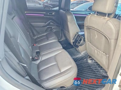 Zdjęcie 11 z 13 samochodu: 2017 PORSCHE CAYENNE SE HYBRID PLATINUM VIN:WP1AE2A25HLA71480 - miniatura