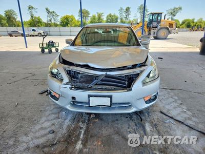 Piąte zdjęcie samochodu w środku: 2015 NISSAN ALTIMA 2.5 SV VIN:1N4AL3AP1FC175332 - miniatura
