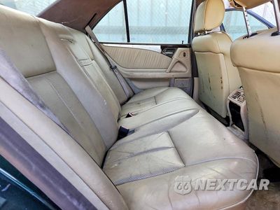 Zdjęcie 10 z 12 samochodu: 1996 MERCEDES-BENZ E 320 VIN:WDBJF55F2TJ019255 - miniatura