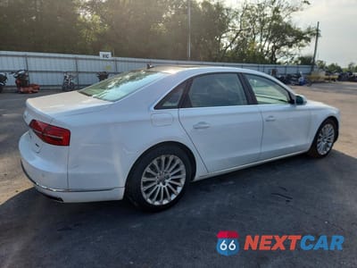 Trzecie zdjęcie samochodu z tyłu: 2016 AUDI A8 L QUATTRO VIN:WAU34AFD2GN007754 - miniatura