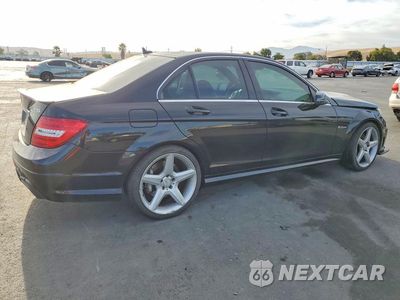 Trzecie zdjęcie samochodu z tyłu: 2013 MERCEDES-BENZ C 63 AMG VIN:WDDGF7HB8DA742048 - miniatura