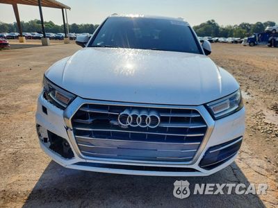 Piąte zdjęcie samochodu w środku: 2019 AUDI Q5 PREMIUM VIN:WA1ANAFY7K2129329 - miniatura