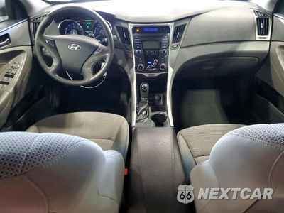 Zdjęcie 8 z 12 samochodu: 2013 HYUNDAI SONATA GLS VIN:5NPEB4AC2DH513842 - miniatura