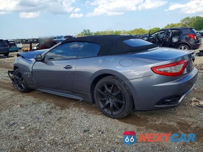 Drugie zdjęcie samochodu z przodu: 2012 MASERATI GRANTURISMO S VIN:ZAM45MMA3C0061825 - miniatura