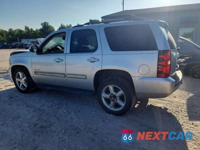Drugie zdjęcie samochodu z przodu: 2011 CHEVROLET TAHOE C1500 LT VIN:1GNSCBE05BR270285 - miniatura