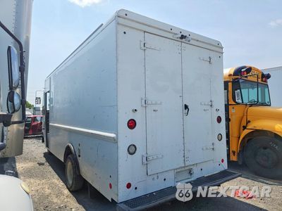 Drugie zdjęcie samochodu z przodu: 2013 FORD E450 DELIVERY TRUCK VIN:1FC4E4KL6DDB00457 - miniatura