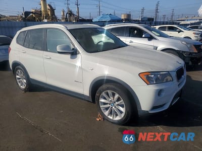 Czwarte zdjęcie samochodu z boku: 2013 BMW X3 XDRIVE28I VIN:5UXWX9C54D0A10796 - miniatura