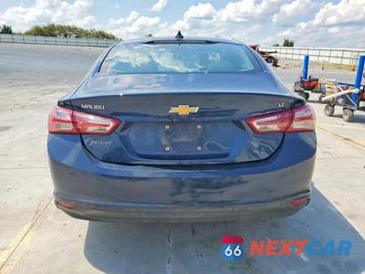 Zdjęcie 6 z 12 samochodu: 2021 CHEVROLET MALIBU LT VIN:1G1ZD5STXMF051484 - miniatura