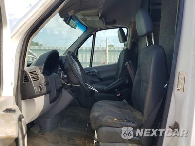 Zdjęcie 7 z 13 samochodu: 2008 FREIGHTLINER SPRINTER 2500 DELIVERY VAN VIN:WDYPE845085295348 - miniatura
