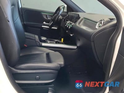 Piąte zdjęcie samochodu w środku: 2021 MERCEDES-BENZ GLA 250 VIN:W1N4N4GB3MJ134074 - miniatura