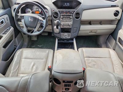 Zdjęcie 8 z 13 samochodu: 2015 HONDA PILOT TOURING VIN:5FNYF4H96FB015205 - miniatura