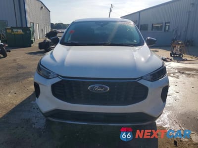 Piąte zdjęcie samochodu w środku: 2023 FORD ESCAPE ACTIVE VIN:1FMCU0GN8PUA19297 - miniatura
