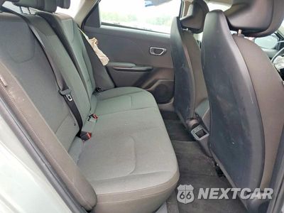 Zdjęcie 10 z 12 samochodu: 2026 KIA K4 LXS VIN:3KPFT4DE8TE350423 - miniatura