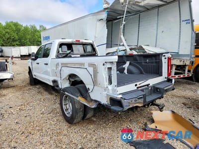 Trzecie zdjęcie samochodu z tyłu: 2023 FORD F350 SUPER DUTY VIN:1FT8W3DTXPED75608 - miniatura