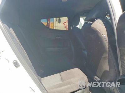 Zdjęcie 11 z 13 samochodu: 2019 TOYOTA C-HR LE VIN:JTNKHMBX3K1050600 - miniatura