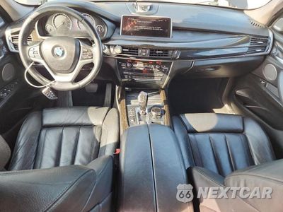 Zdjęcie 8 z 13 samochodu: 2015 BMW X5 XDRIVE50I VIN:5UXKR6C54F0J77733 - miniatura