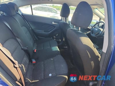 Zdjęcie 10 z 12 samochodu: 2017 KIA FORTE LX VIN:3KPFK4A7XHE100391 - miniatura
