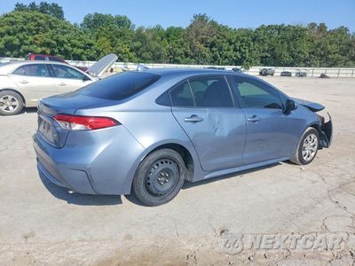 Trzecie zdjęcie samochodu z tyłu: 2020 TOYOTA COROLLA LE VIN:JTDEPRAE2LJ068007 - miniatura