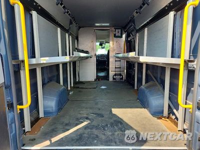 Zdjęcie 10 z 13 samochodu: 2020 RAM PROMASTER 3500 - DELIVERY VAN VIN:3C6URVJG4LE145352 - miniatura