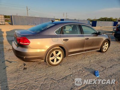 Trzecie zdjęcie samochodu z tyłu: 2012 VOLKSWAGEN PASSAT SE VIN:1VWBH7A38CC036196 - miniatura