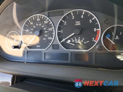 Zdjęcie 9 z 12 samochodu: 2002 BMW 3ER I VIN:WBAEV53472KM24220 - miniatura