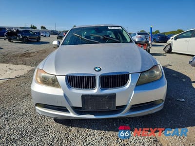 Piąte zdjęcie samochodu w środku: 2006 BMW 330 I VIN:WBAVB33546KS32006 - miniatura