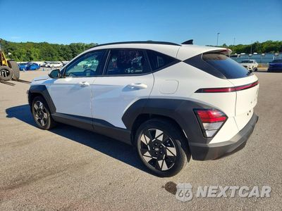 Drugie zdjęcie samochodu z przodu: 2025 HYUNDAI KONA SEL VIN:KM8HB3ABXSU329715 - miniatura