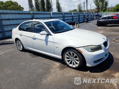 Czwarte zdjęcie samochodu z boku: 2011 BMW 328 XI SULEV VIN:WBAPK5C50BA656576 - miniatura