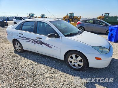 Czwarte zdjęcie samochodu z boku: 2002 FORD FOCUS ZTS VIN:1FAHP383X2W294964 - miniatura