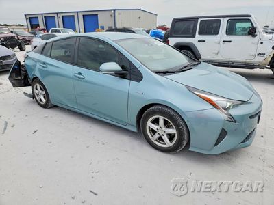 Czwarte zdjęcie samochodu z boku: 2017 TOYOTA PRIUS TWO VIN:JTDKBRFU5H3051151 - miniatura