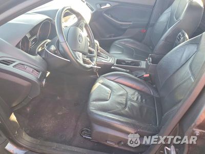 Zdjęcie 7 z 12 samochodu: 2015 FORD FOCUS SE VIN:1FADP3K22FL264136 - miniatura