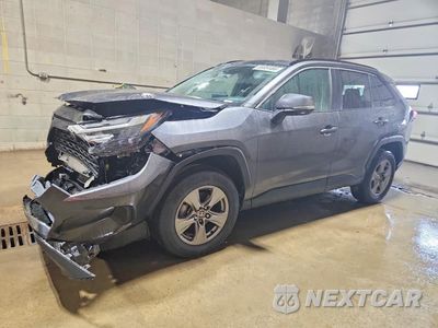 2024 TOYOTA RAV4 XLE 2T3P1RFV6RC481451 - główne zdjęcie licytacji z USA - miniatura