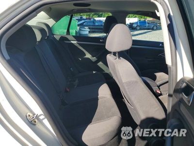 Zdjęcie 10 z 12 samochodu: 2008 VOLKSWAGEN JETTA S VIN:3VWJZ71K78M193773 - miniatura